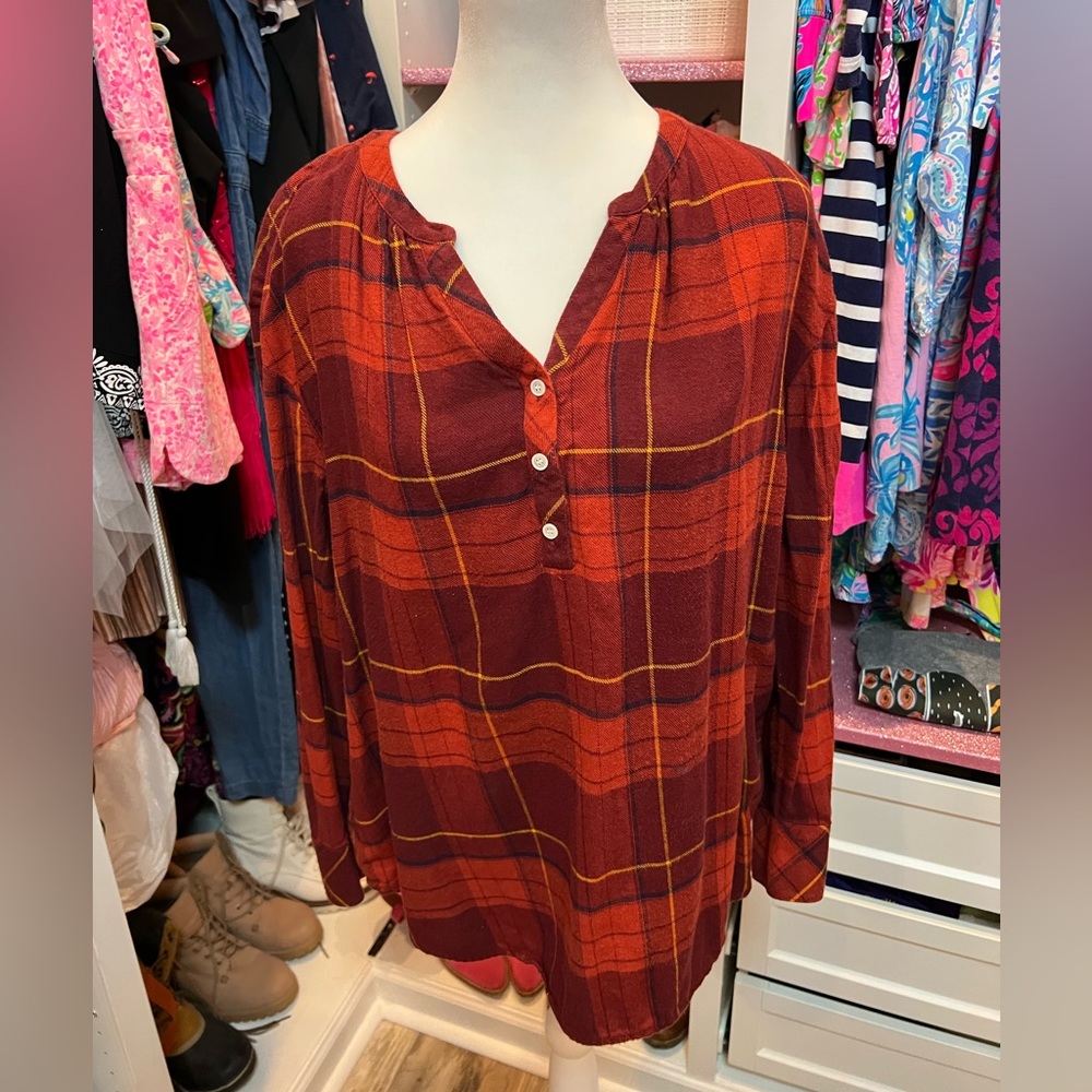 EUC. Plaid tunic/long shirt.